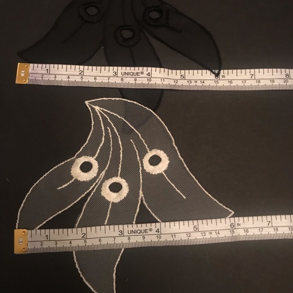 COPY - Mesh Flower And Leaf Appliqué’s (73) - Picture 13 of 13